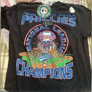 STARTER Black and Green Vintage Logo Tee with Red Accents